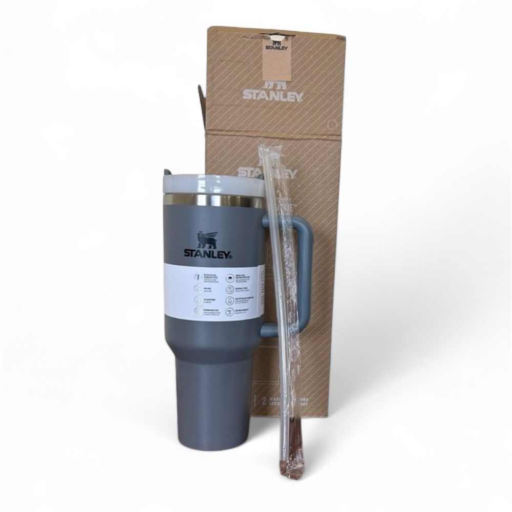 Stanley Classic Gray Thirst Quencher with Handle and Straw 40oz NIB